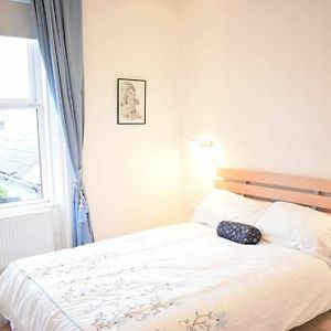 Appartement met Vijf Slaapkamers